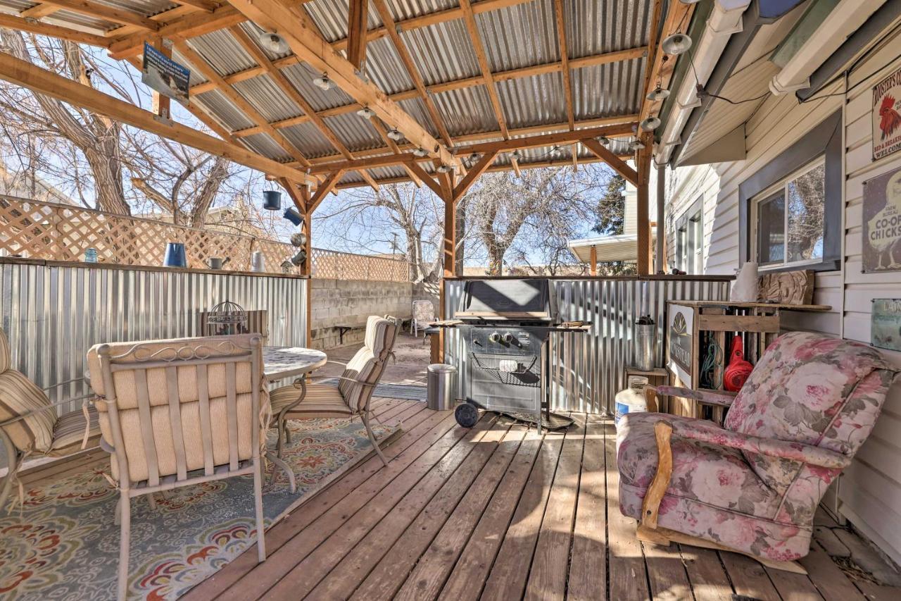 Cozy And Vintage Cedar City Apartment With Fire Pit! Eksteriør billede