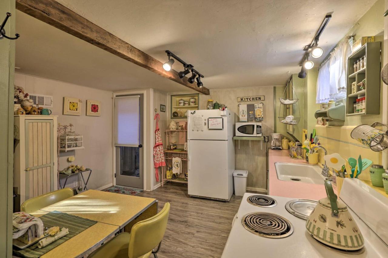Cozy And Vintage Cedar City Apartment With Fire Pit! Eksteriør billede